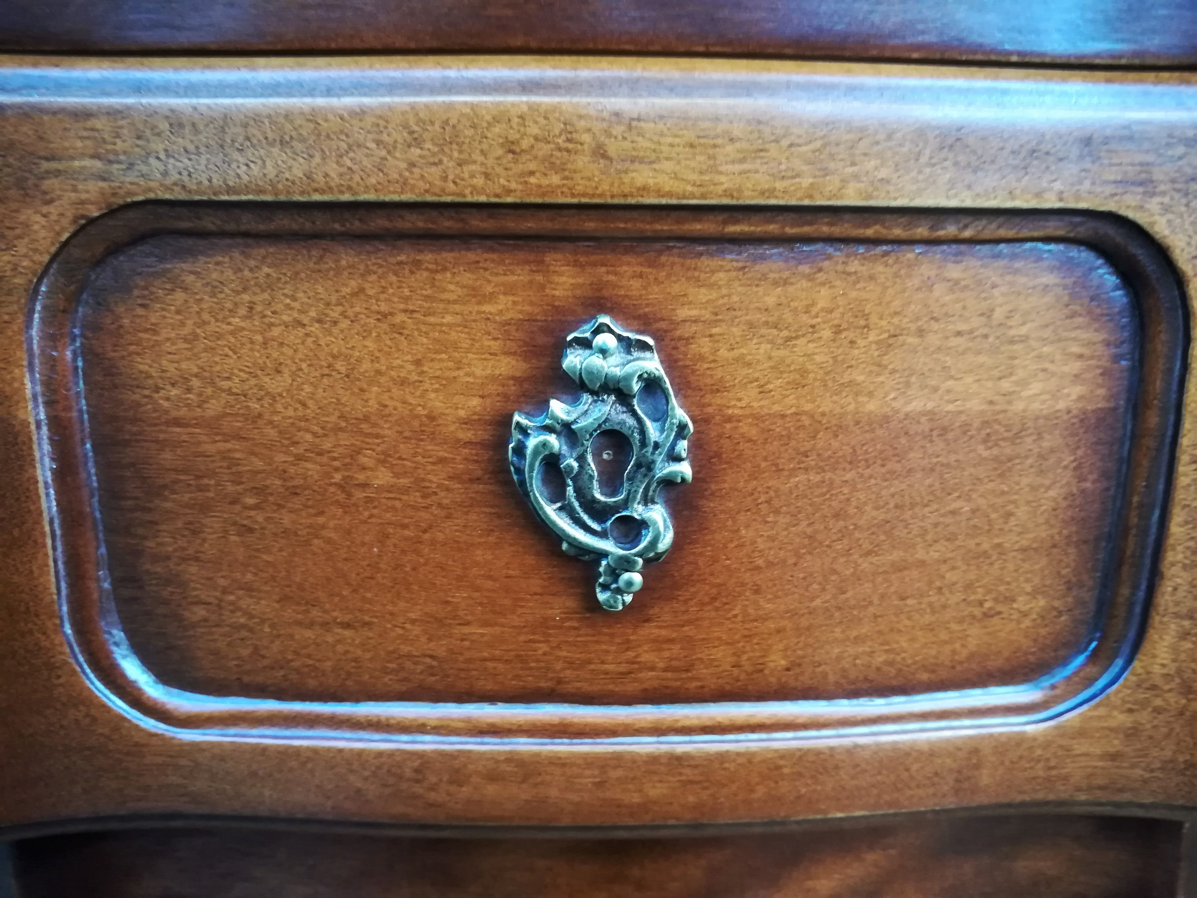 Louis XV style crossbow chest of drawers in cherry wood
