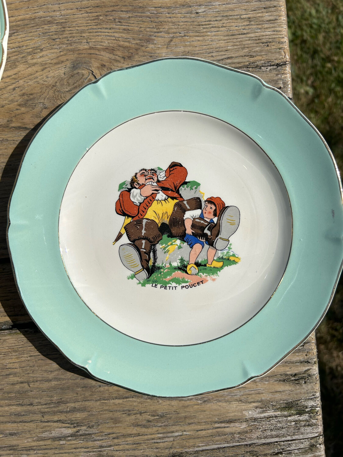 Set of 8 dessert plates tales of Perrault