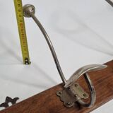 Antique wall-mounted coat rack in wood and metal with 4 hooks, 66 cm