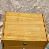 Scandinavian style drawer cabinet