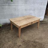 Coffee farmhouse table