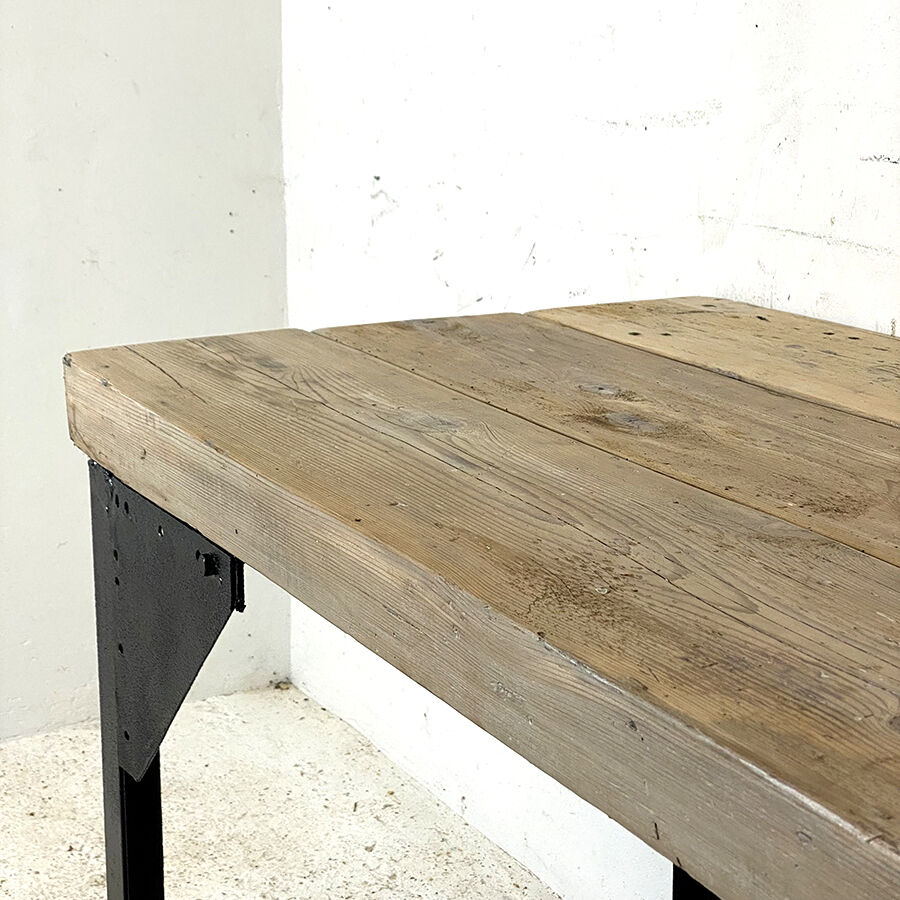 Industrial workbench
