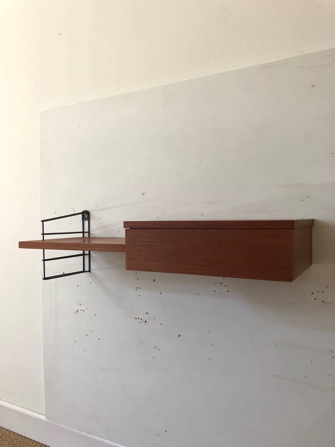 Wall console