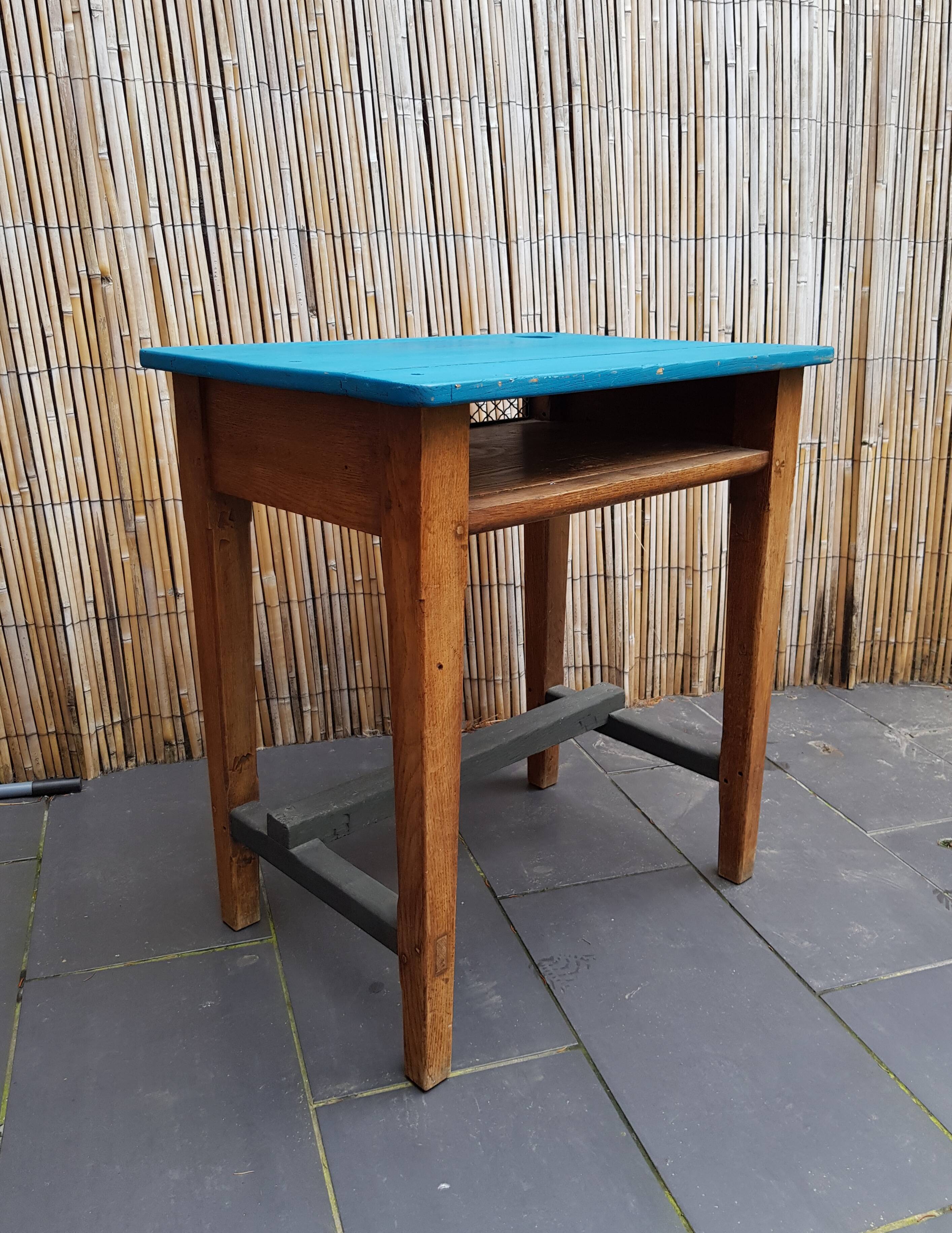 Schoolboy office 1 old person in oak