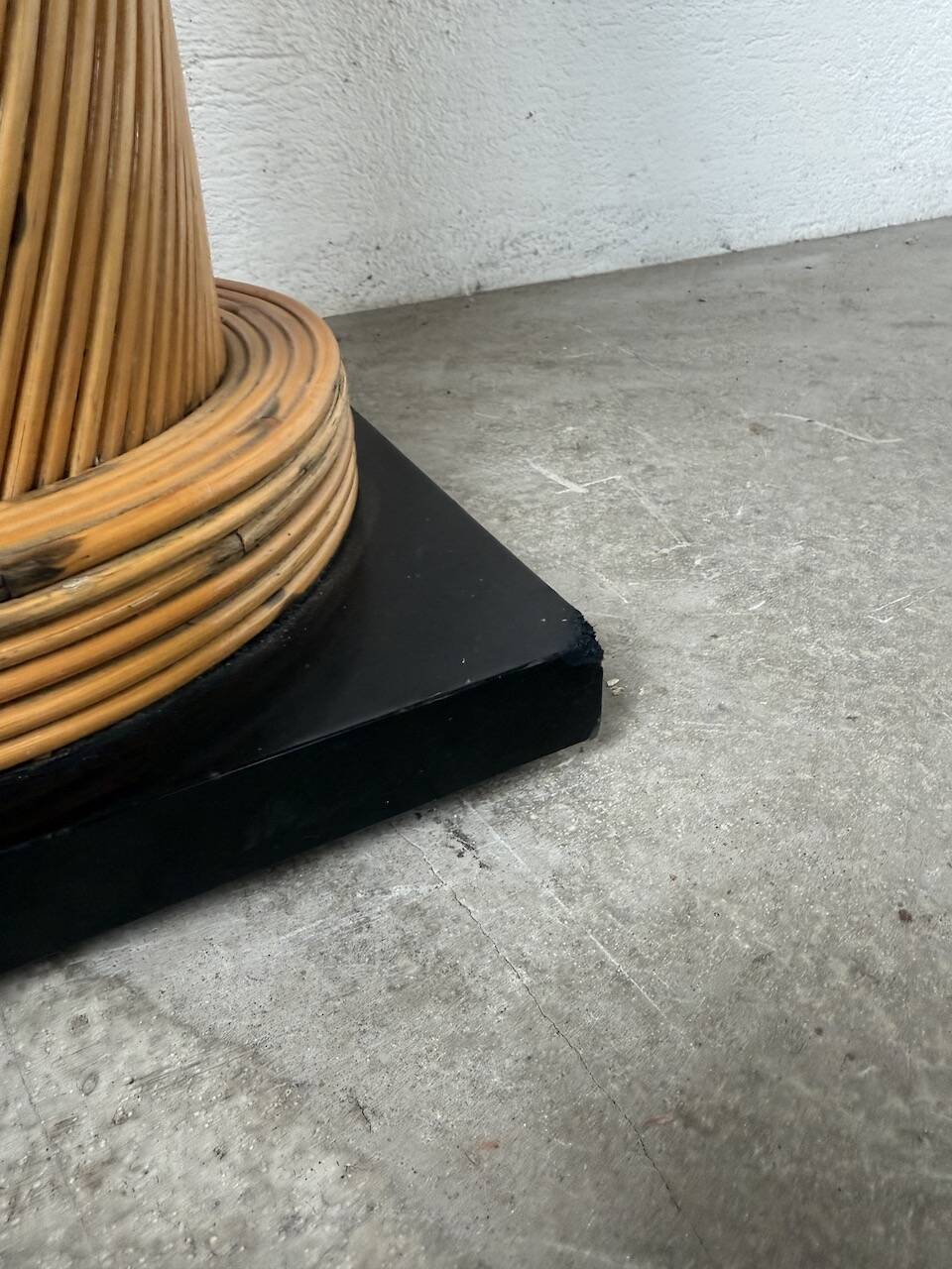 Crespi South Nursery Rattan Column