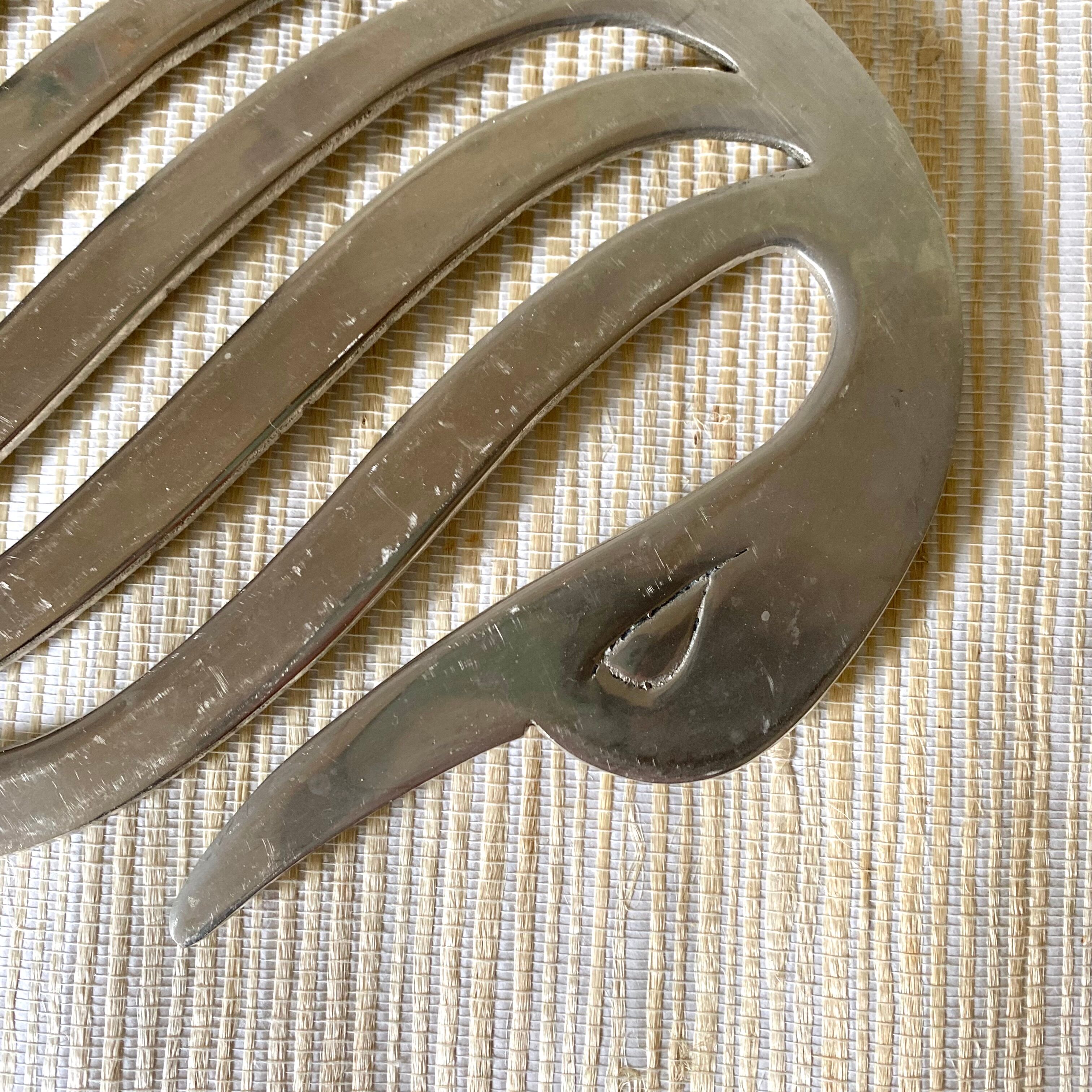 Silver metal triflies