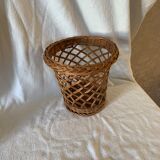 Wicker paper bin