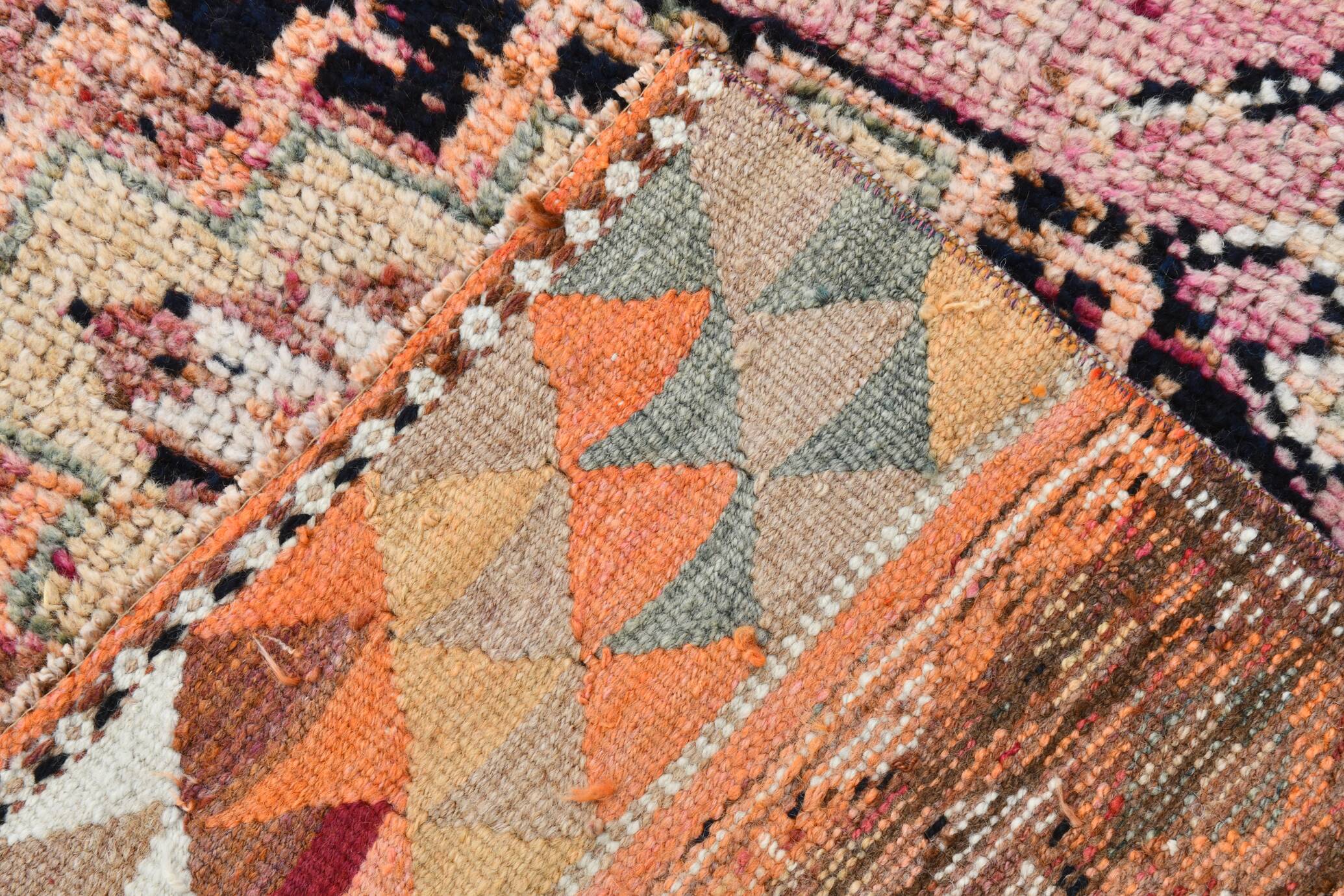 3x12 Soft Pink Vintage Runner Rug, Handwoven Antique 60s, 91x359Cm