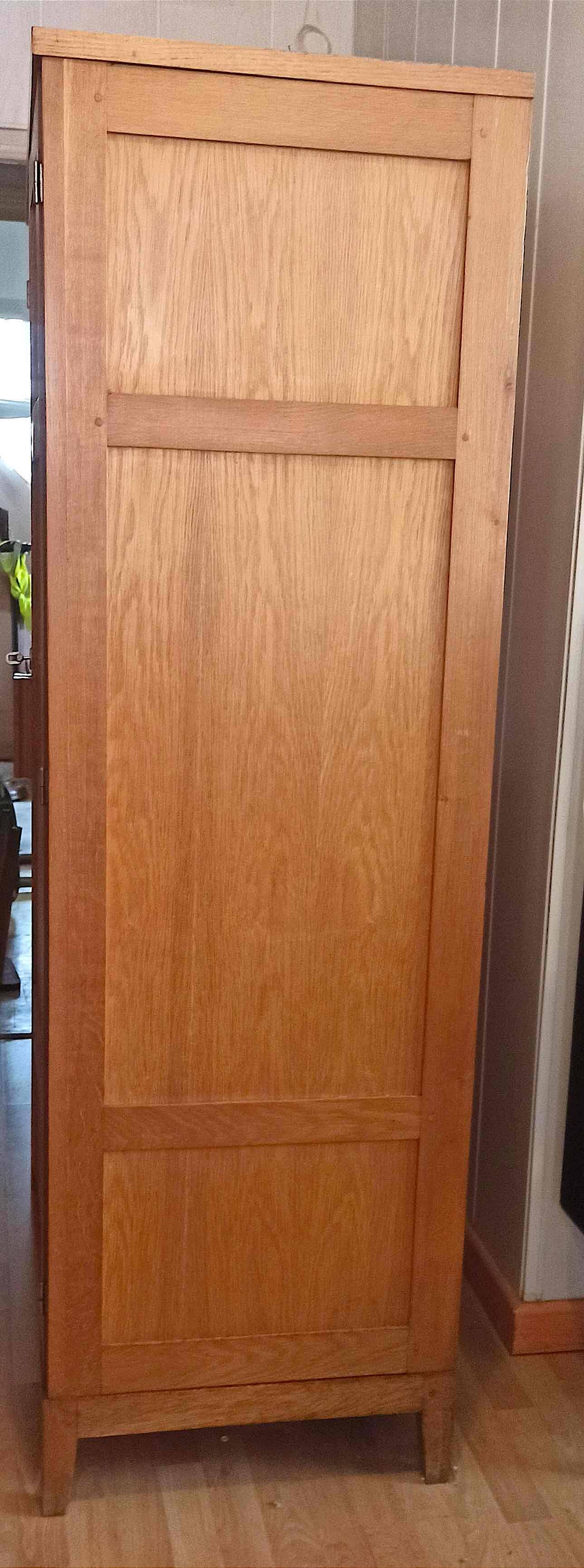 1950s wardrobe Height 179.8 cm