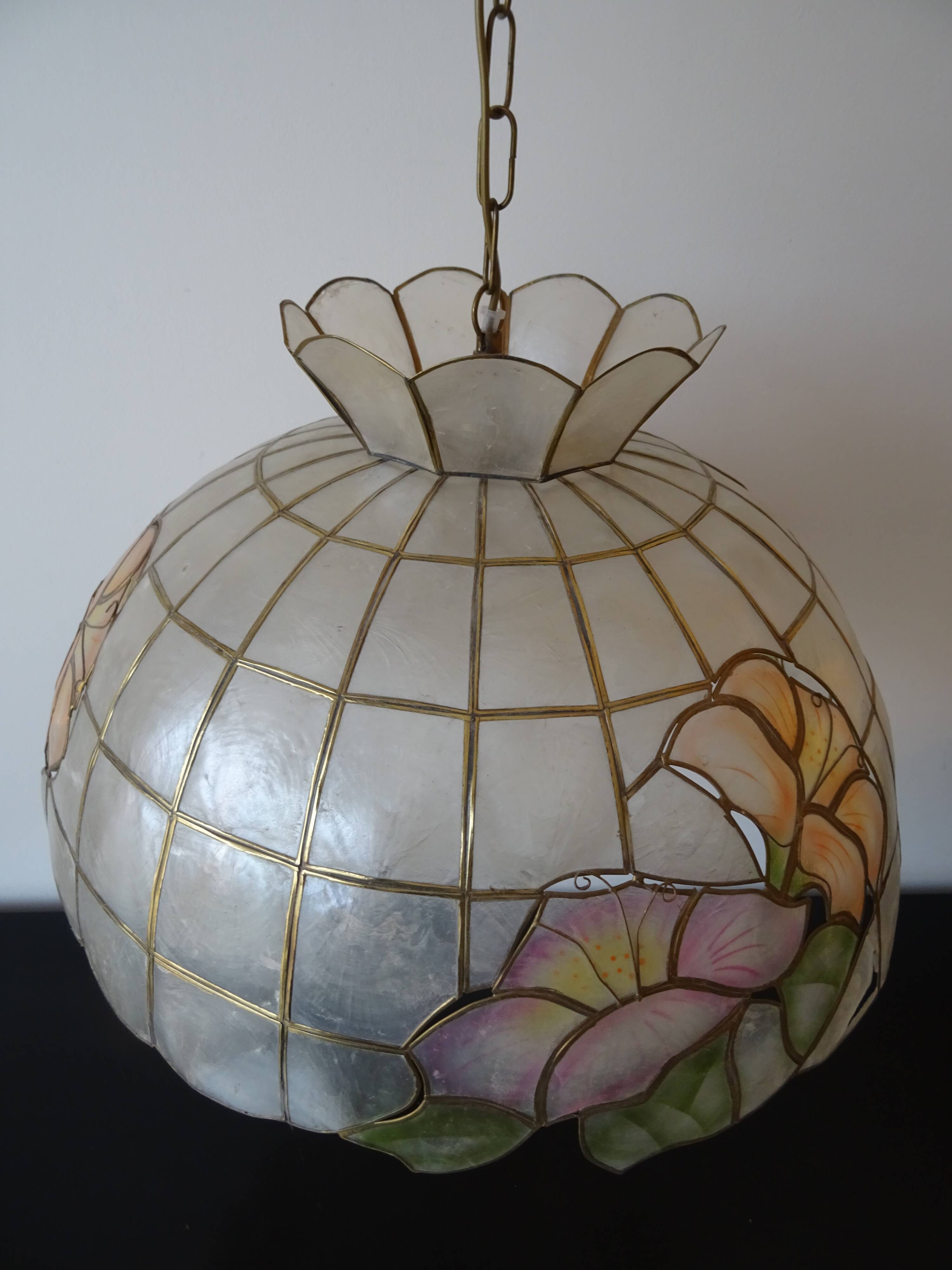 Suspension in vintage mother-of-pearl year 70