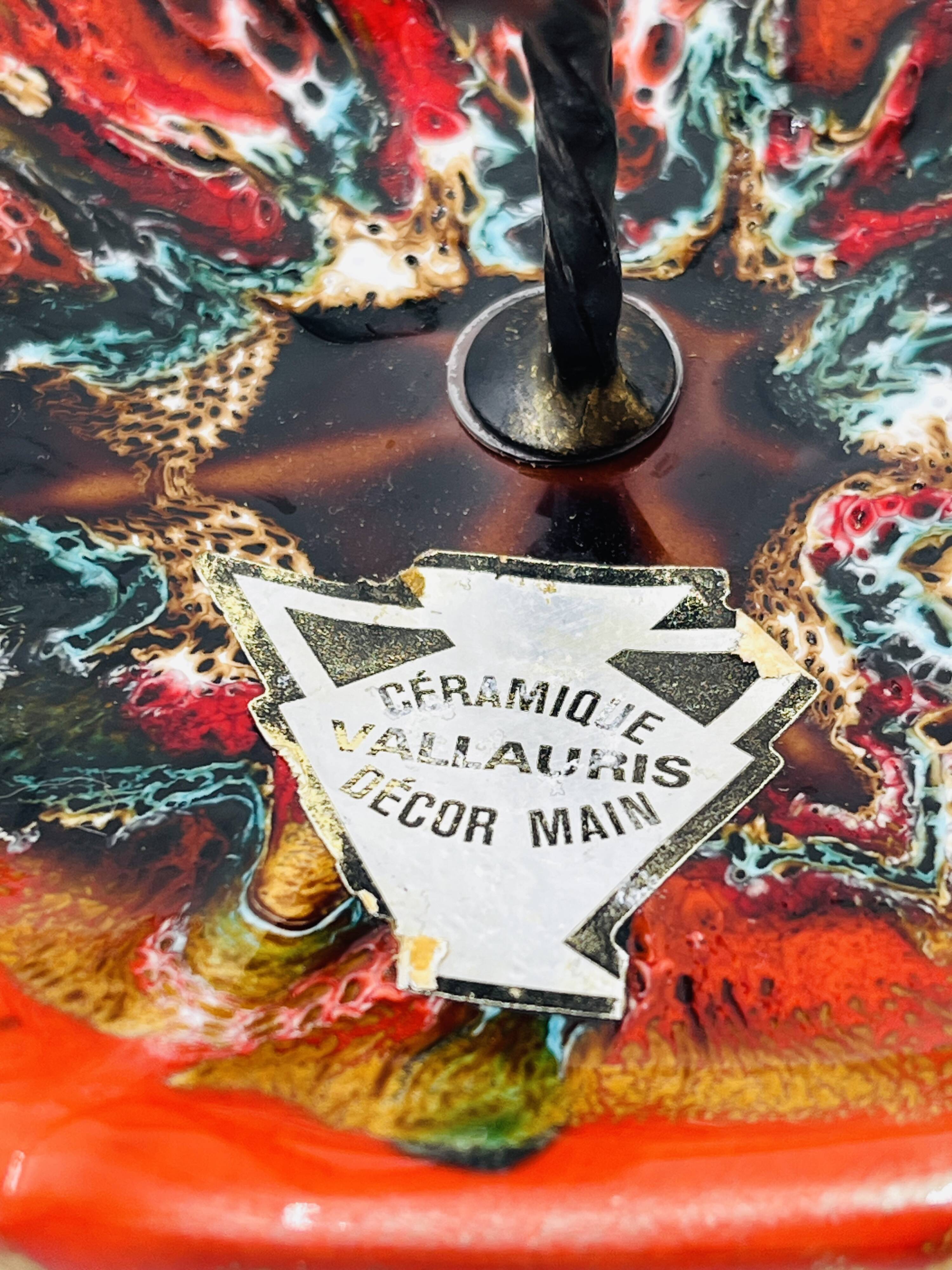 Vallauris aperitif umbrella server