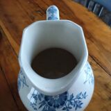 Water jug. Creil and Montereau