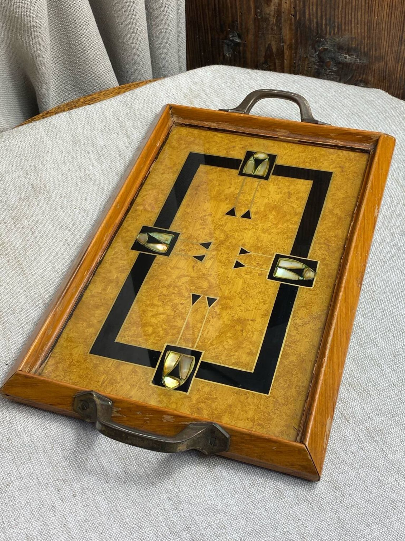 Plateau en marqueterie bois et nacre