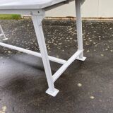 Table militaire en métal