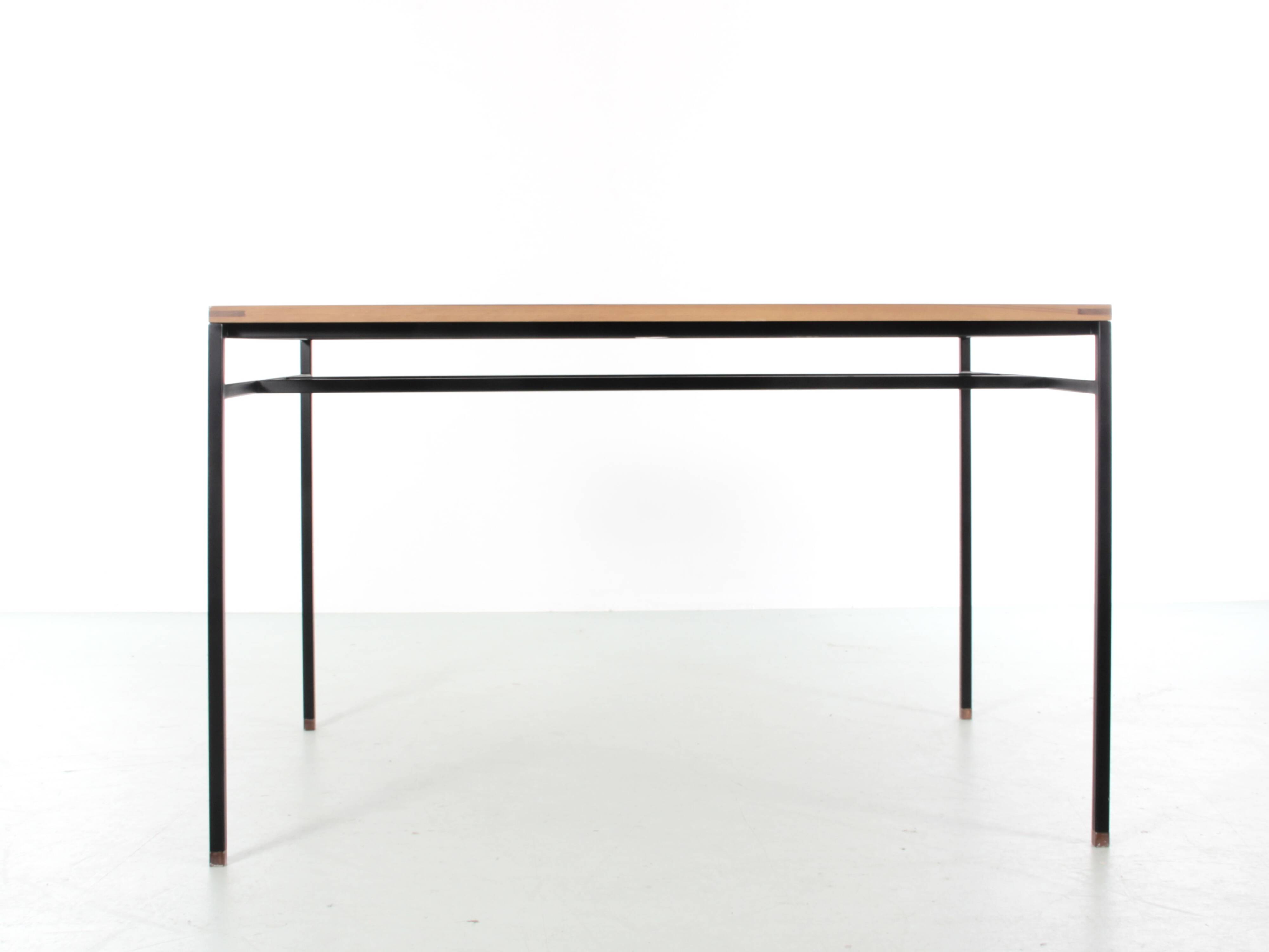 Cosmopol desk, walnut and steel. 120 x 60 cm