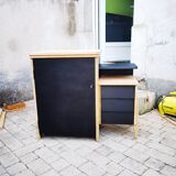 Meuble de couturière