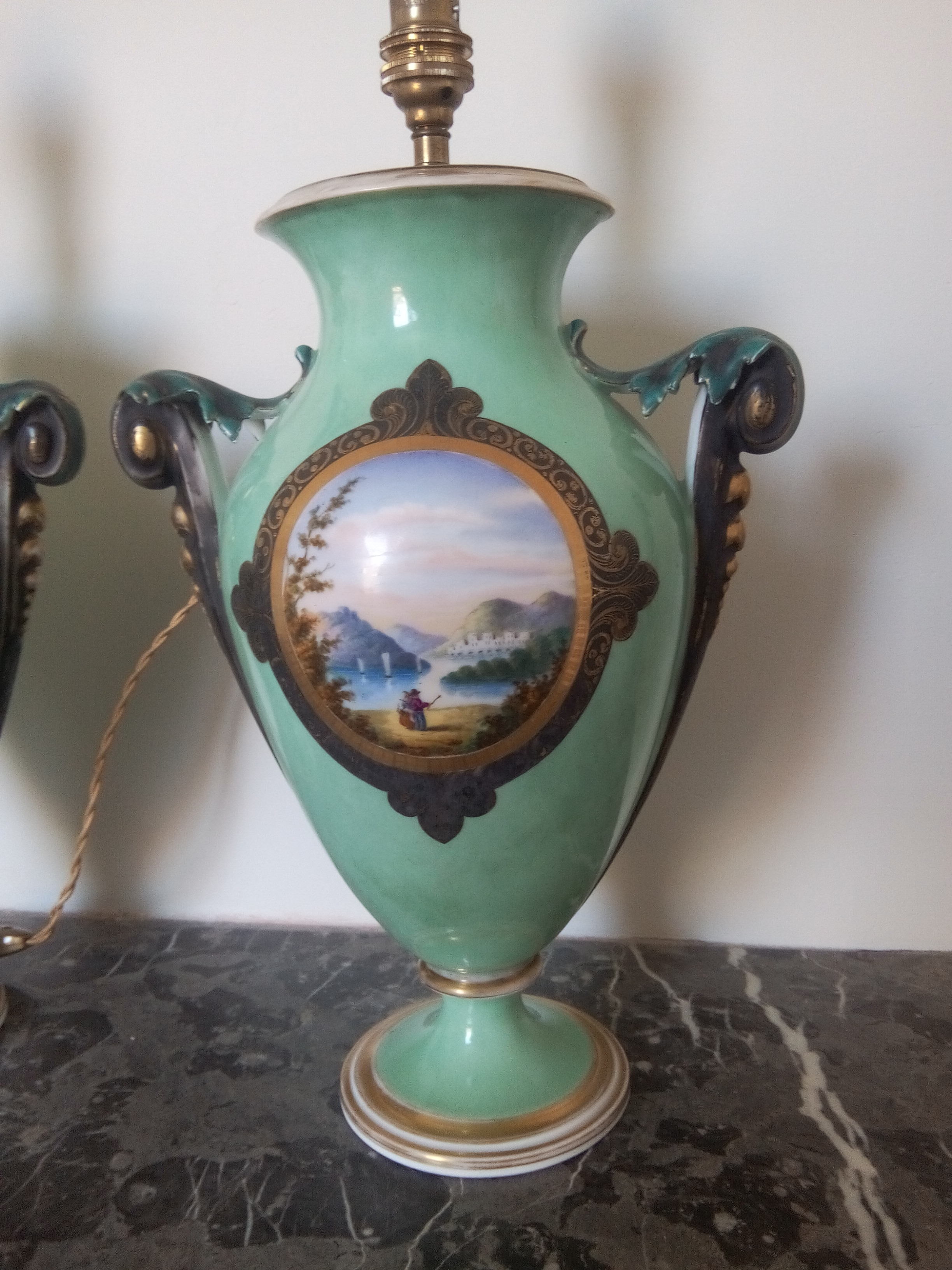 Pair of legs of porcelain lamps from Paris