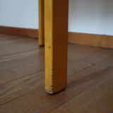 6 stackable wooden chairs