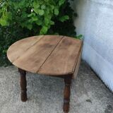 Folding low round table
