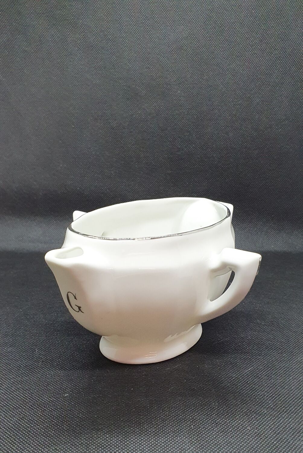 Lean fat gravy boat