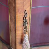 Meuble vitrine en marqueterie,vitrine galbée Louis XV style,signé Marquant