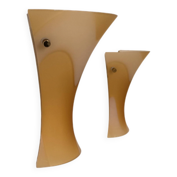 Pair of vintage wall lights with orange glass and brass, Italy 1980.