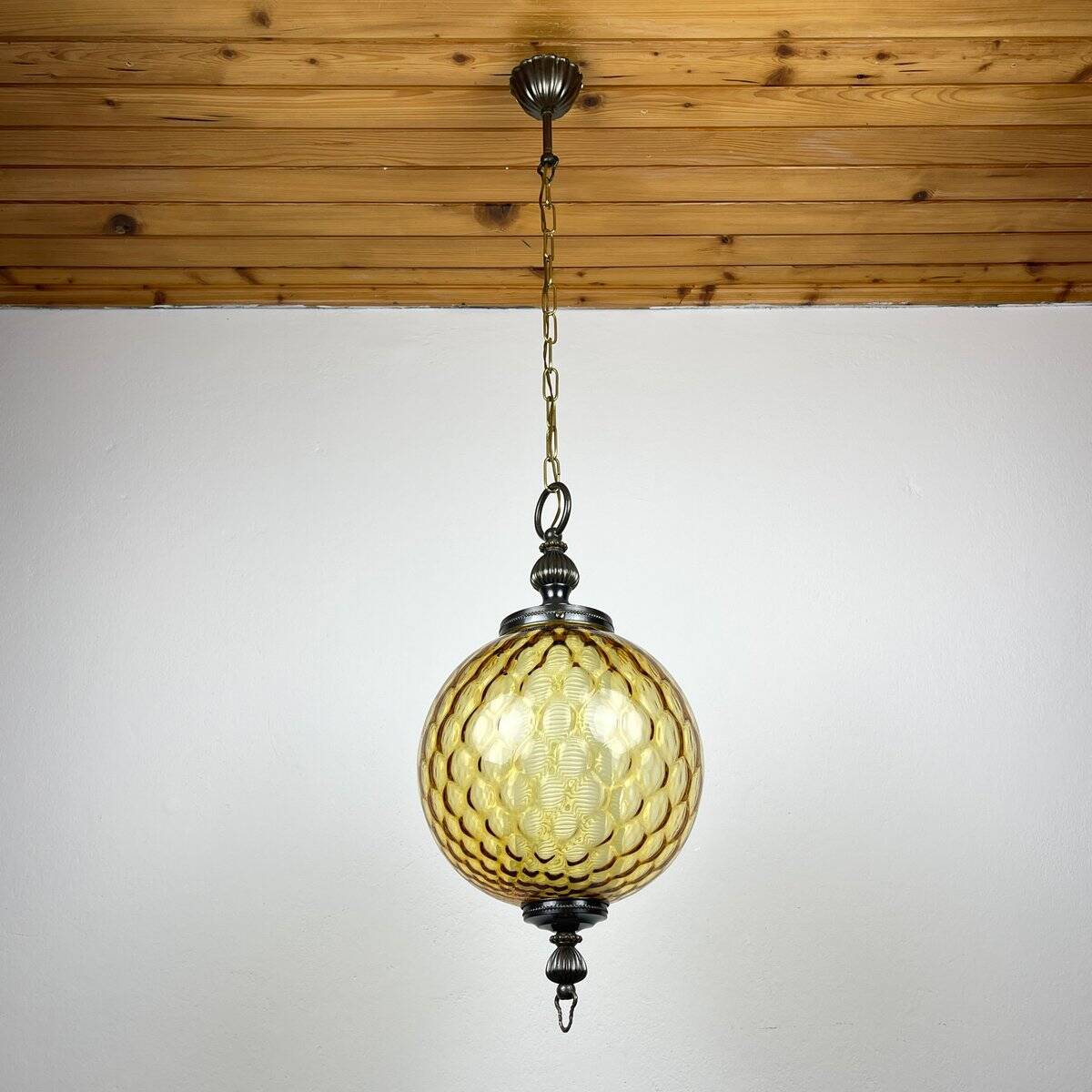 Vintage yellow Murano sphere pendant lamp, Italy, 1970s.