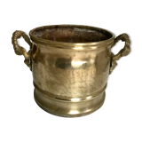 Bronze pot cache