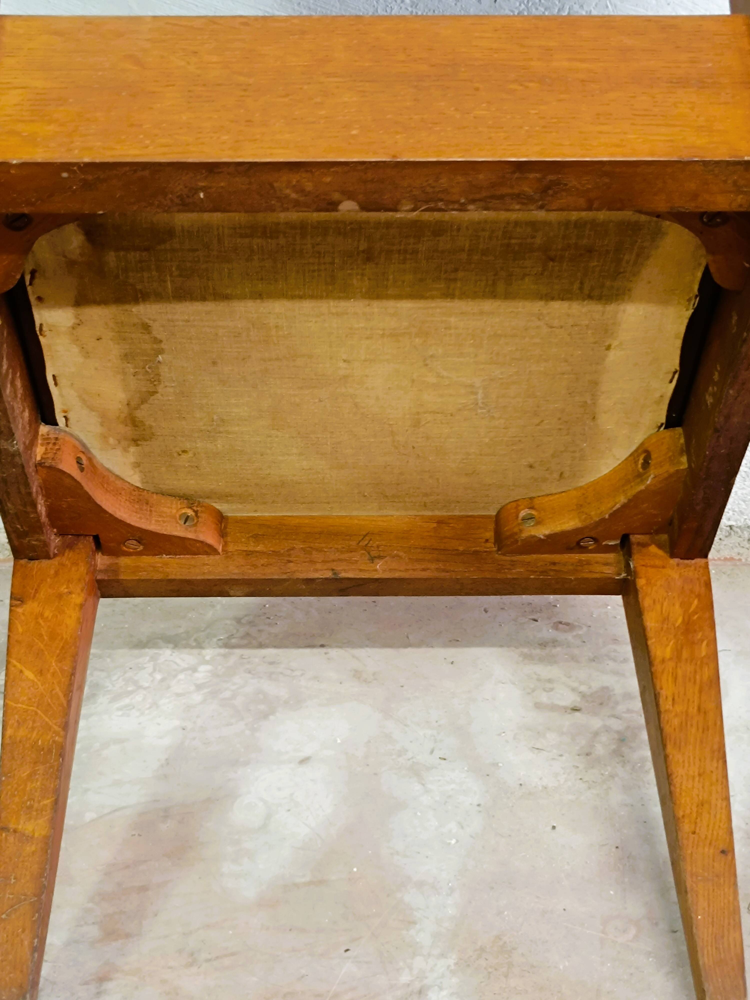 Art Nouveau oak desk and chair