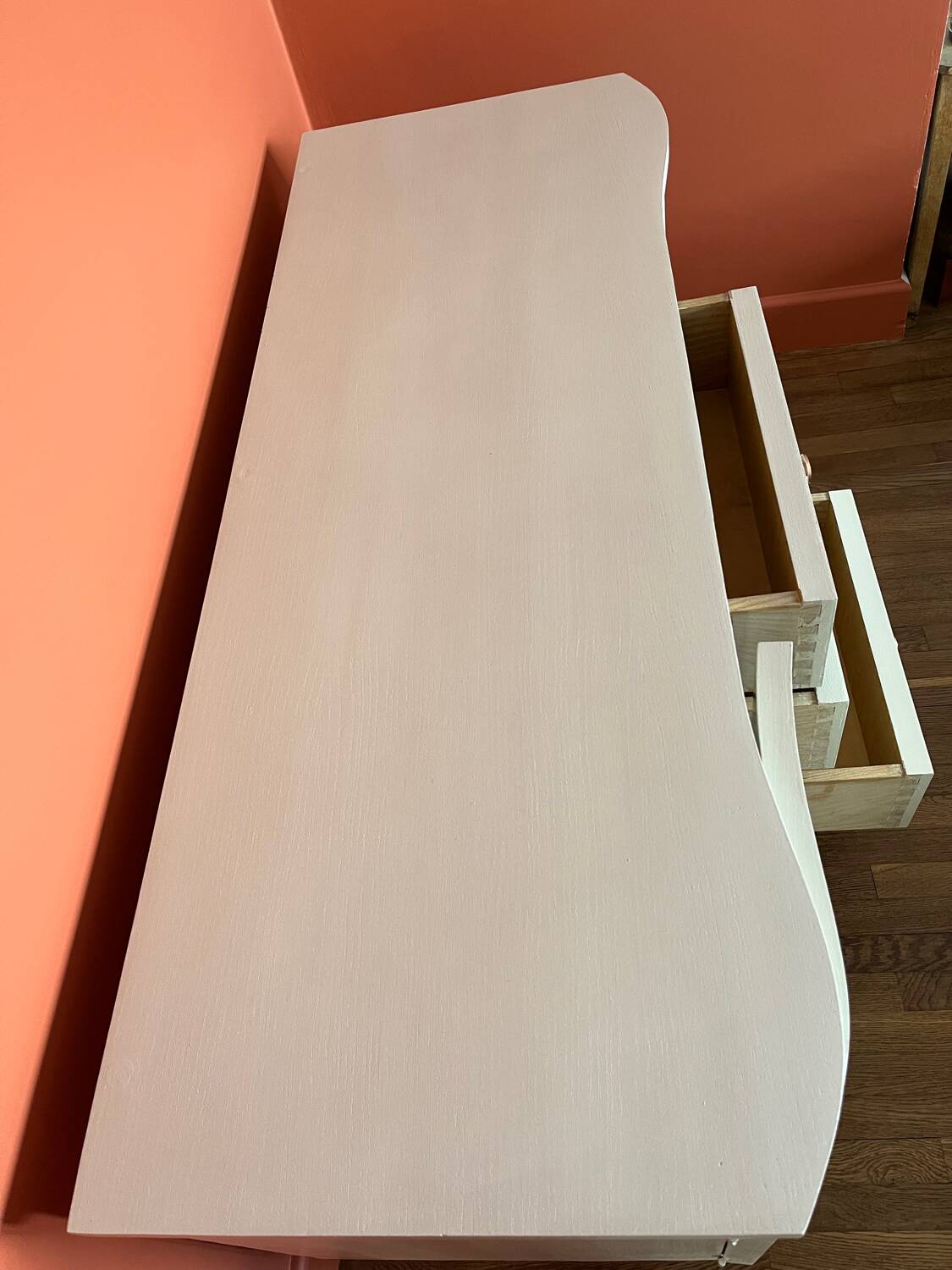 Antique chest of drawers / dressing table refurbished