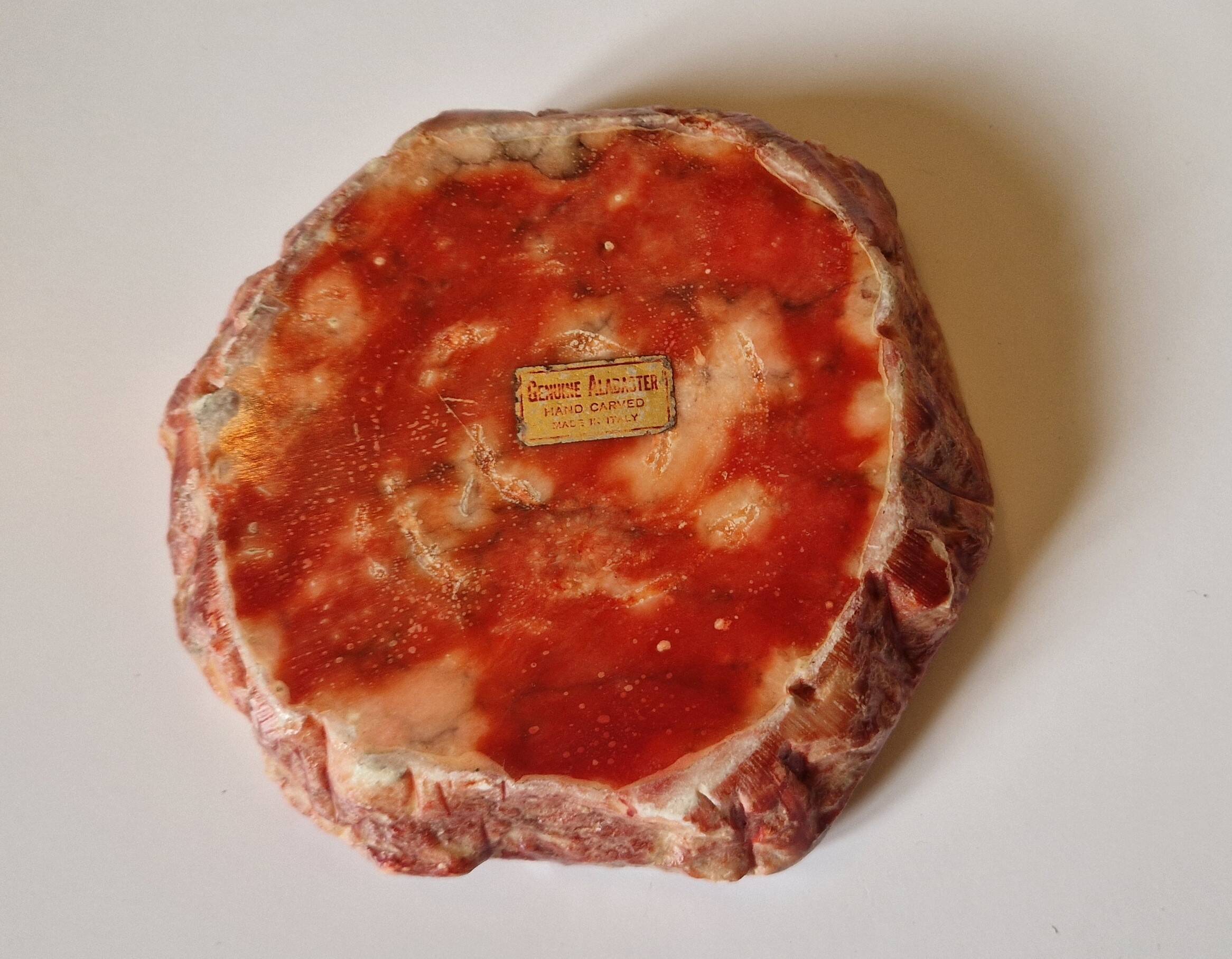 Vintage ashtray / pocket in red alabaster by Romano Bianchi, Italy 1960