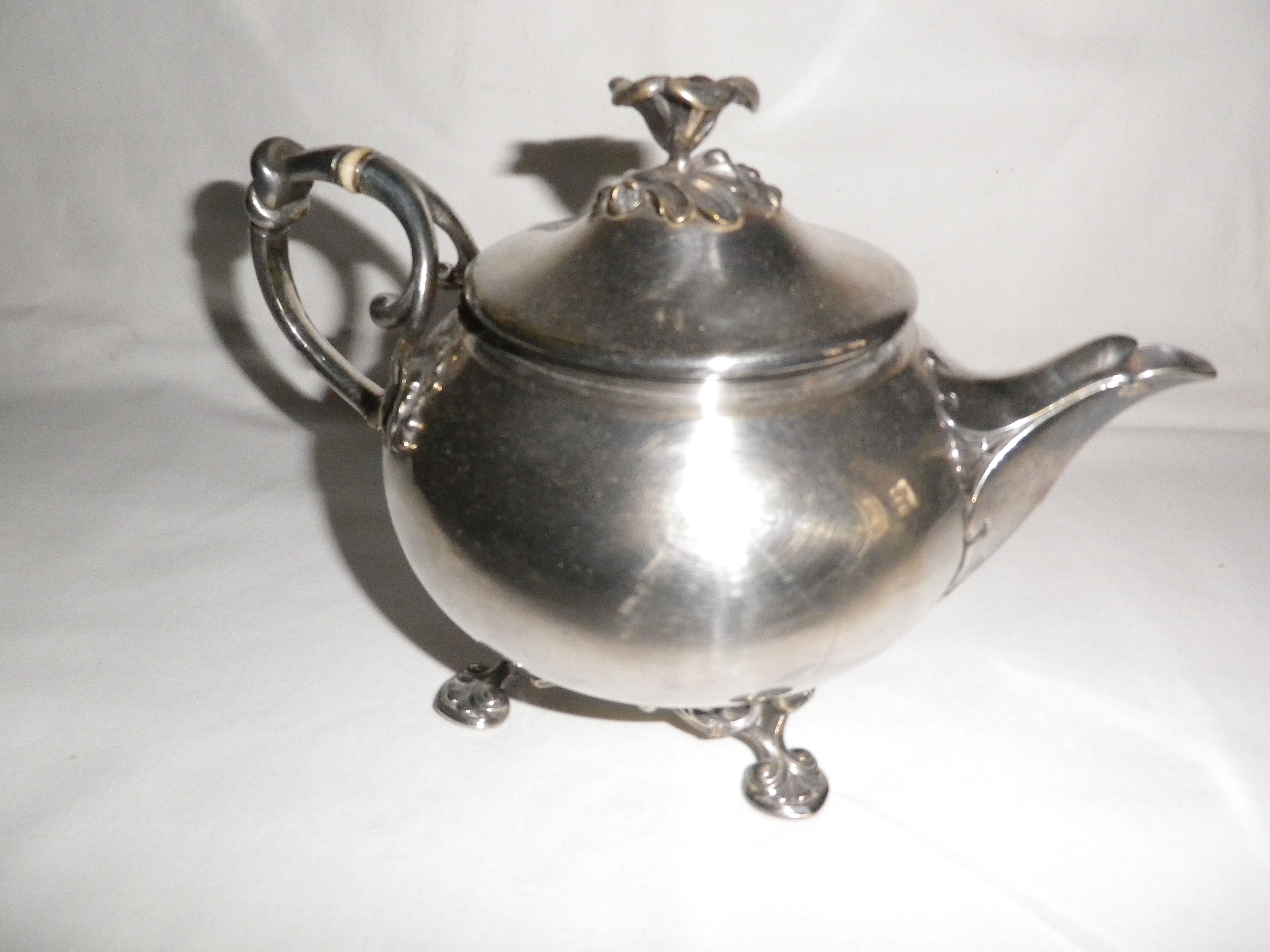 Theiere Christofle art nouveau
