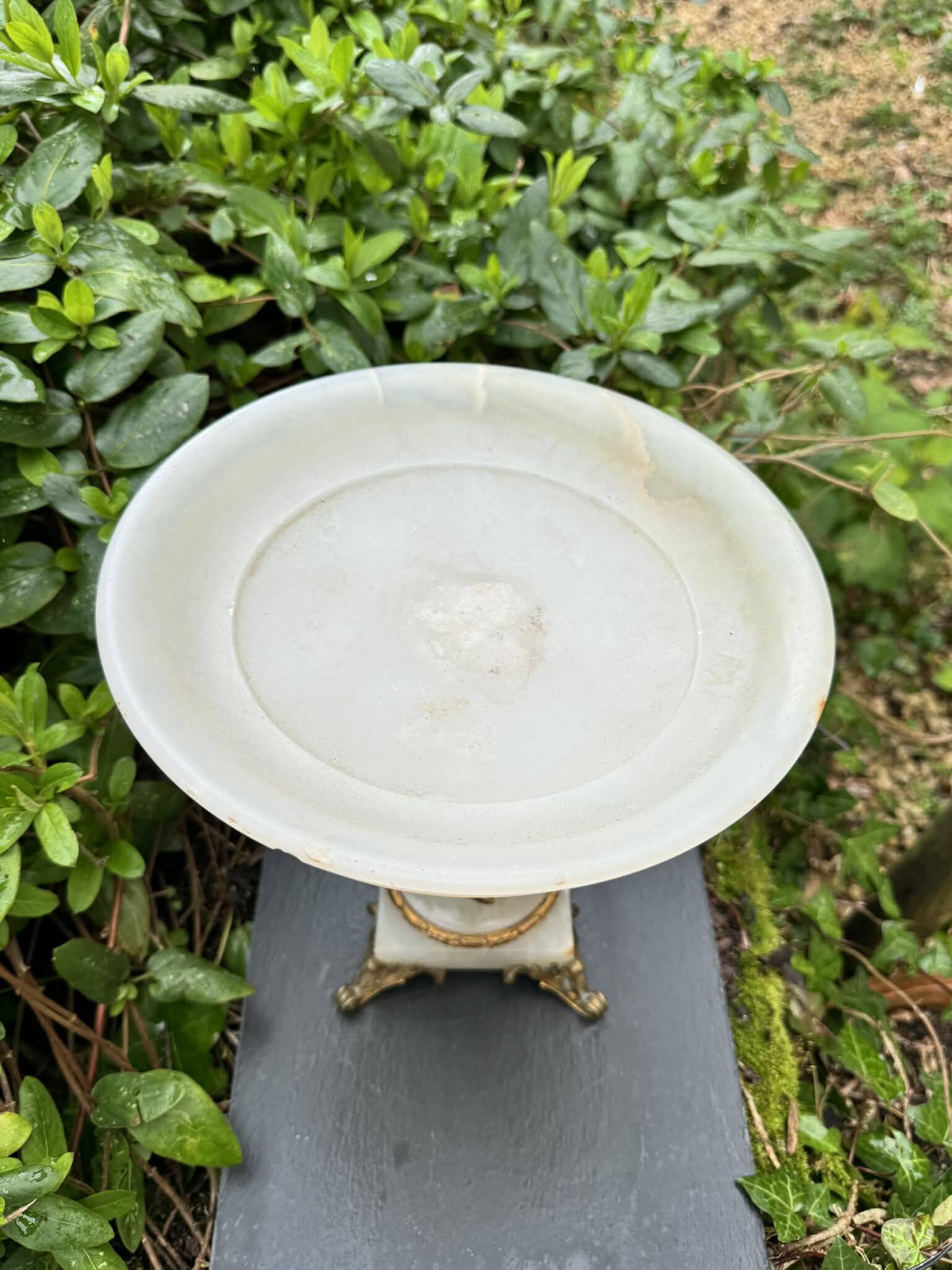 Large bronze and onyx catchall from French Algeria, late 19th century.