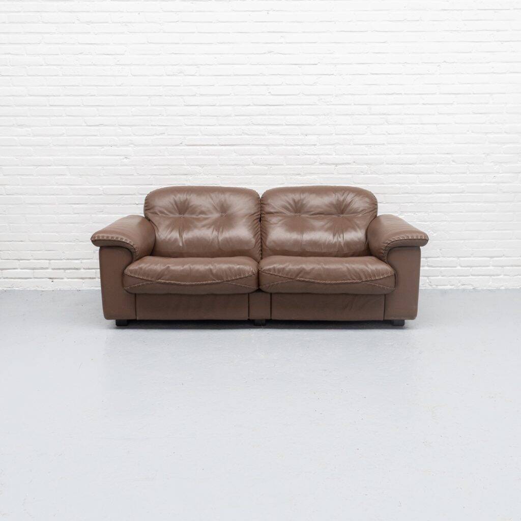 DS-101 two-seater sofa by De Sede 1970s