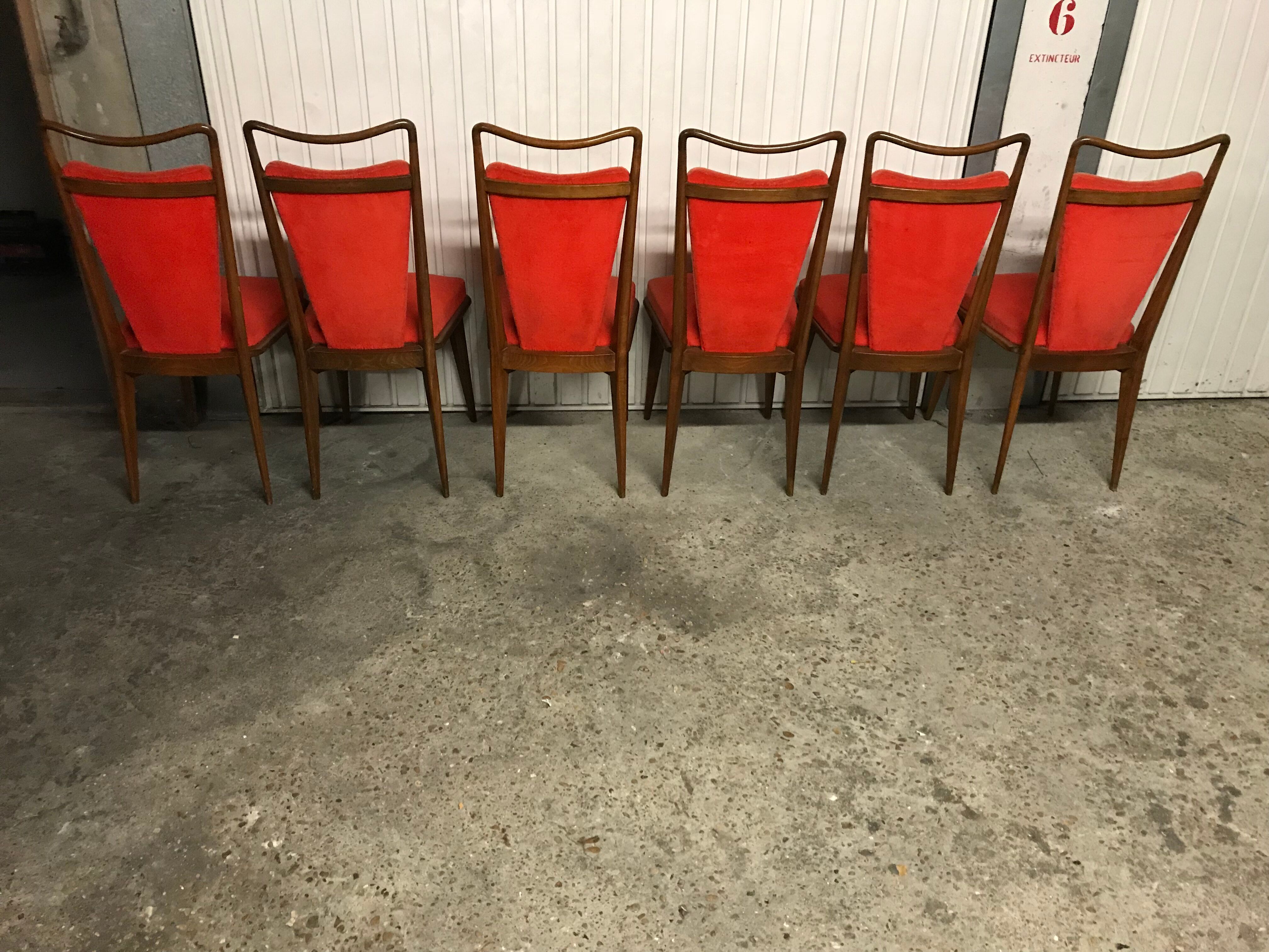 Suite de 6 chaises vintages scandinaves rouges