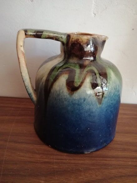 Pitcher ceramic