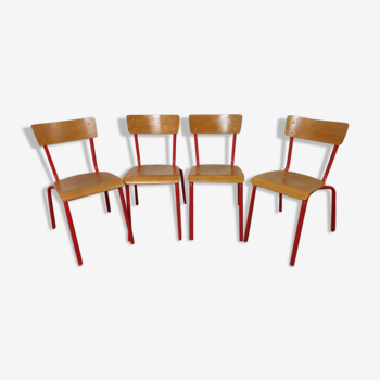 Chaises d'école