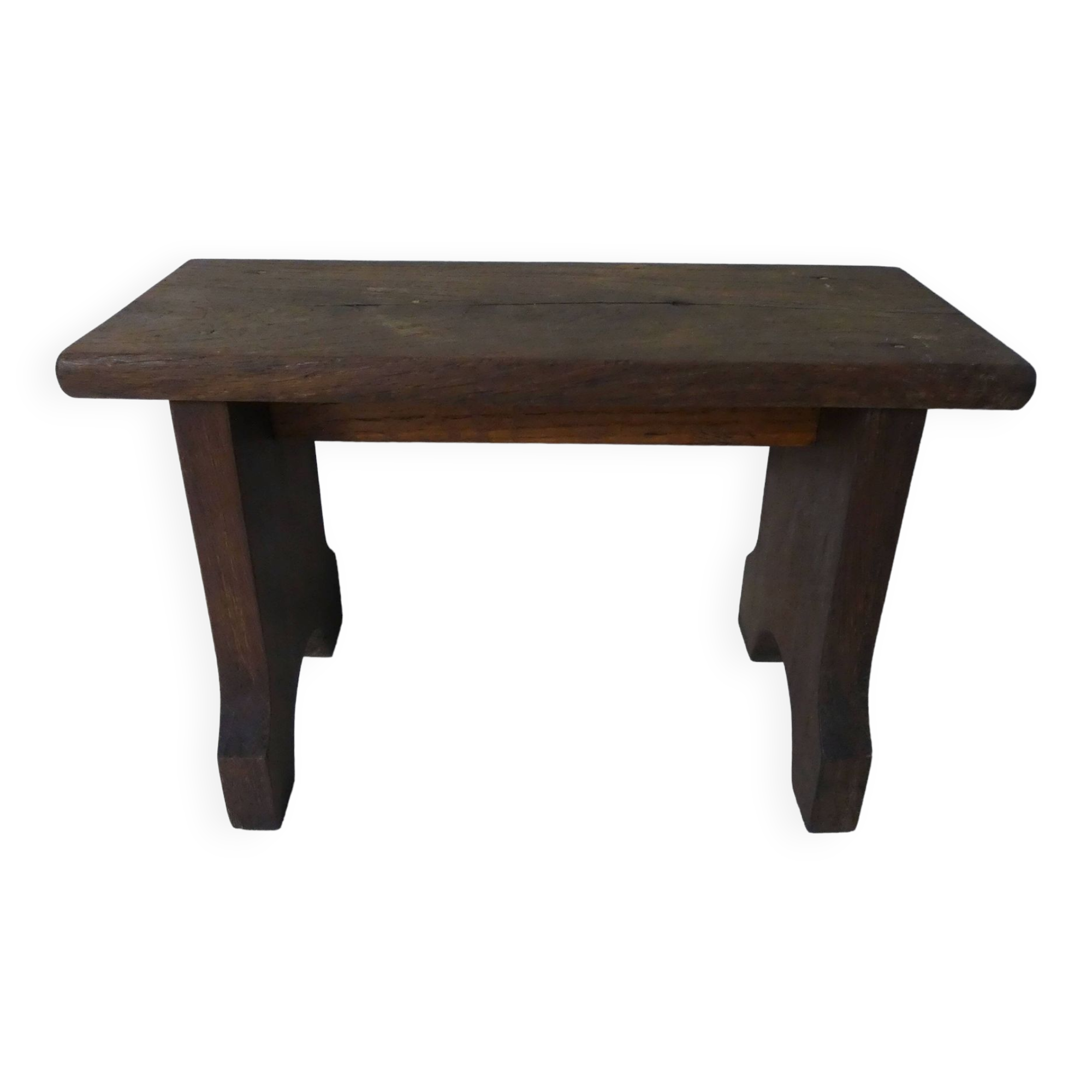 old small wooden bench step