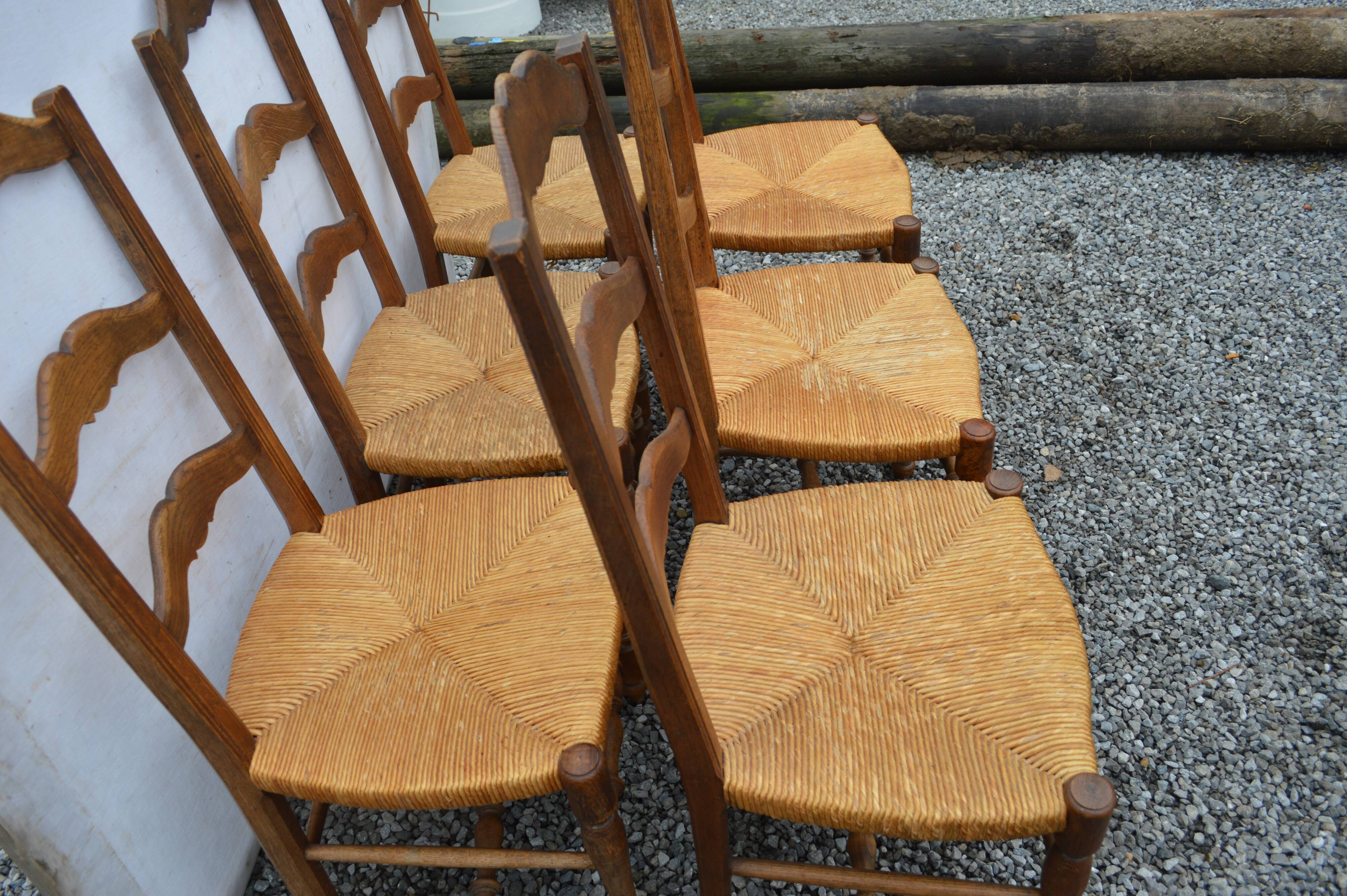Mulched oak chairs