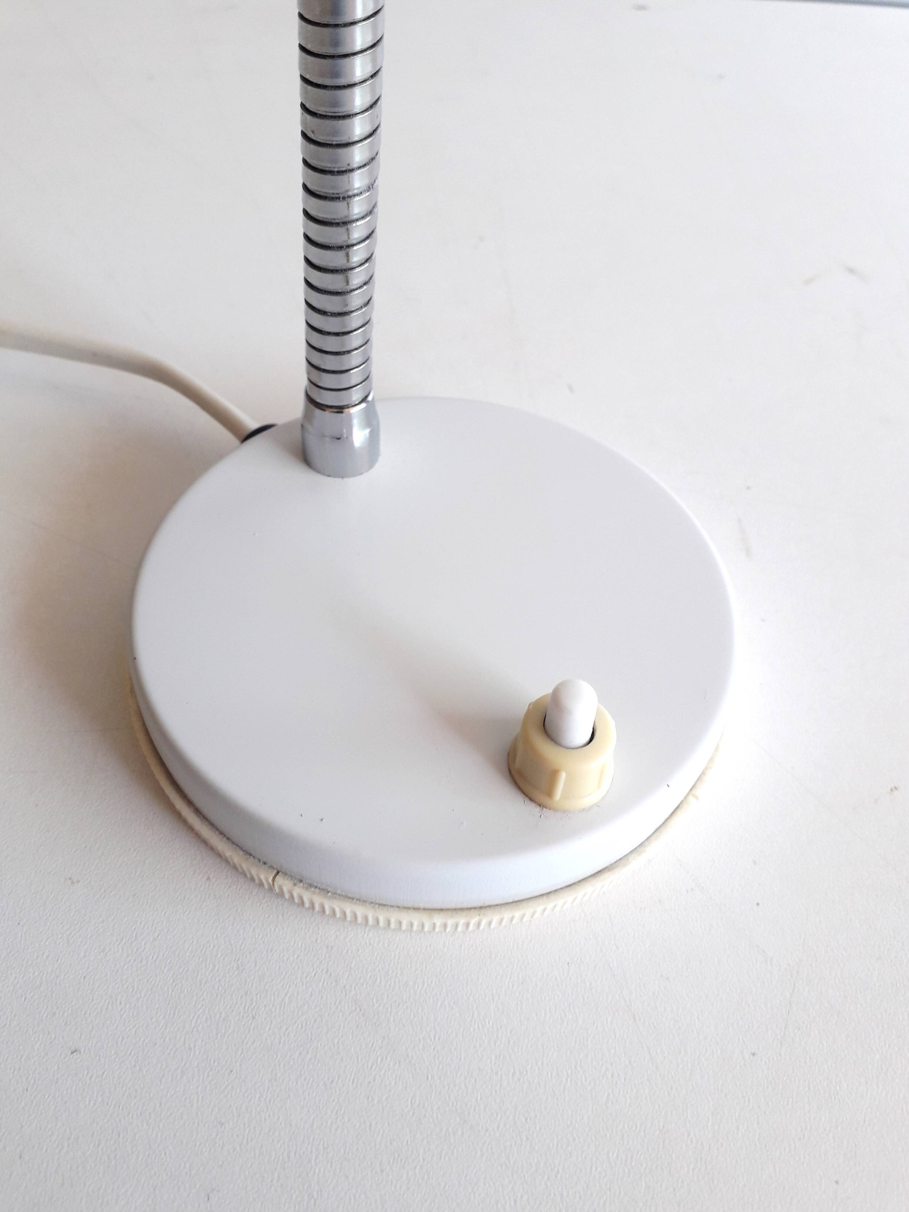 Vintage desk lamp / reading light - white lacquered - 1970s