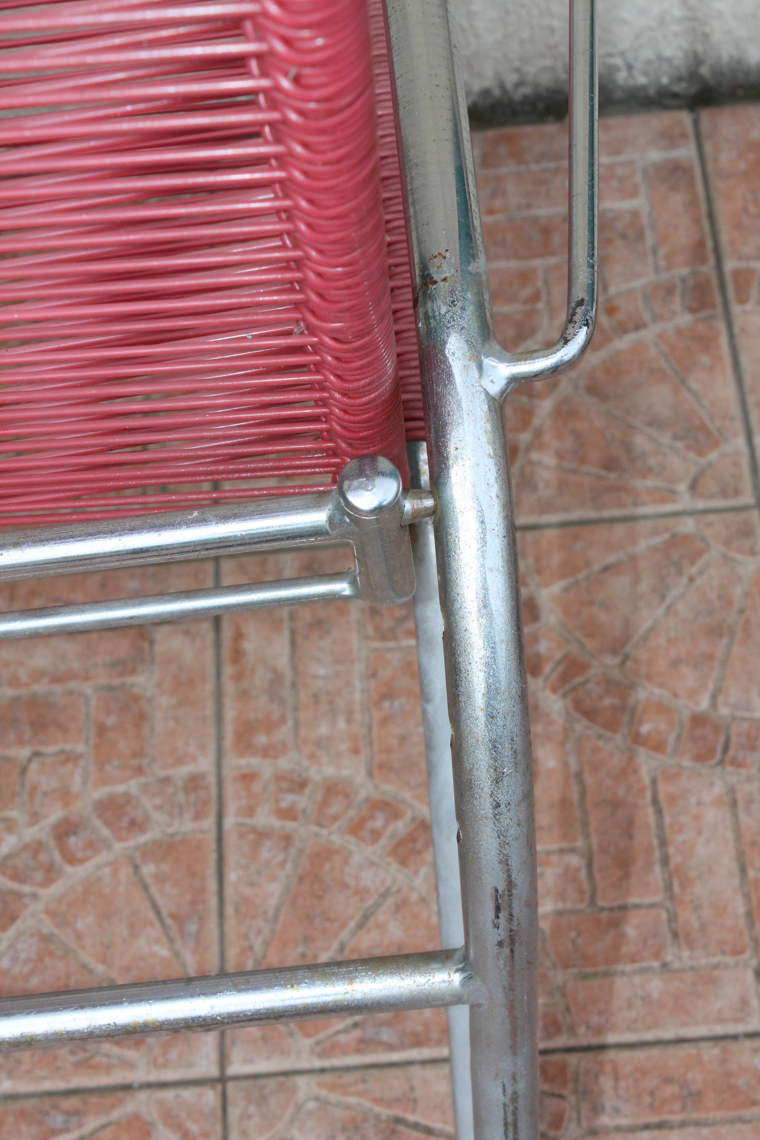 Reclining scoubidou chair