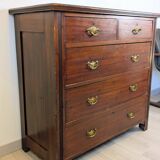 19th-century English commode in mahogany, with an antique patina and classic elegance.