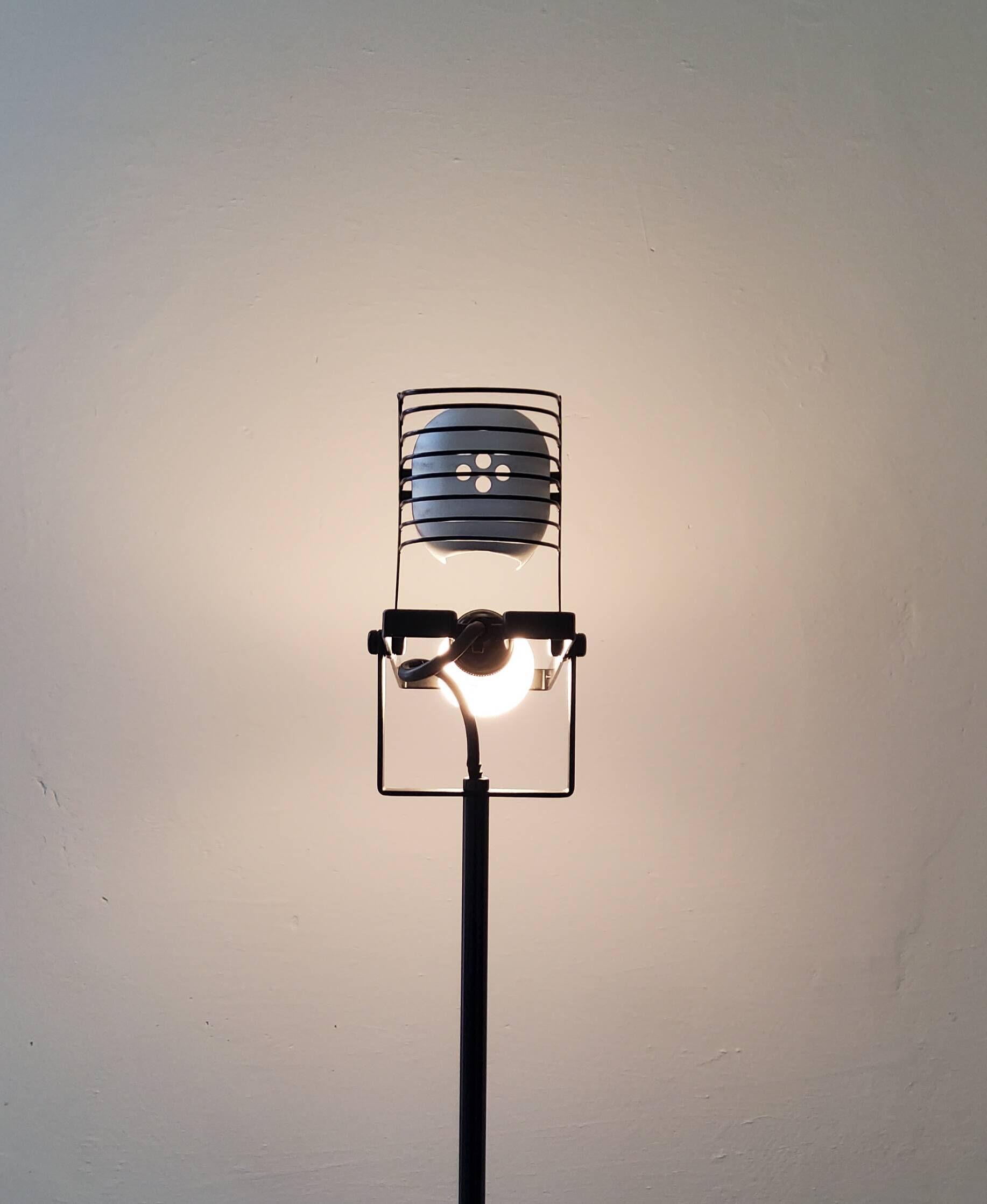 "sintesi terra" floor lamp, eternesto gismondi - 1970s