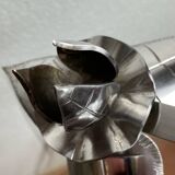 Silver-plated metal flower candle holder