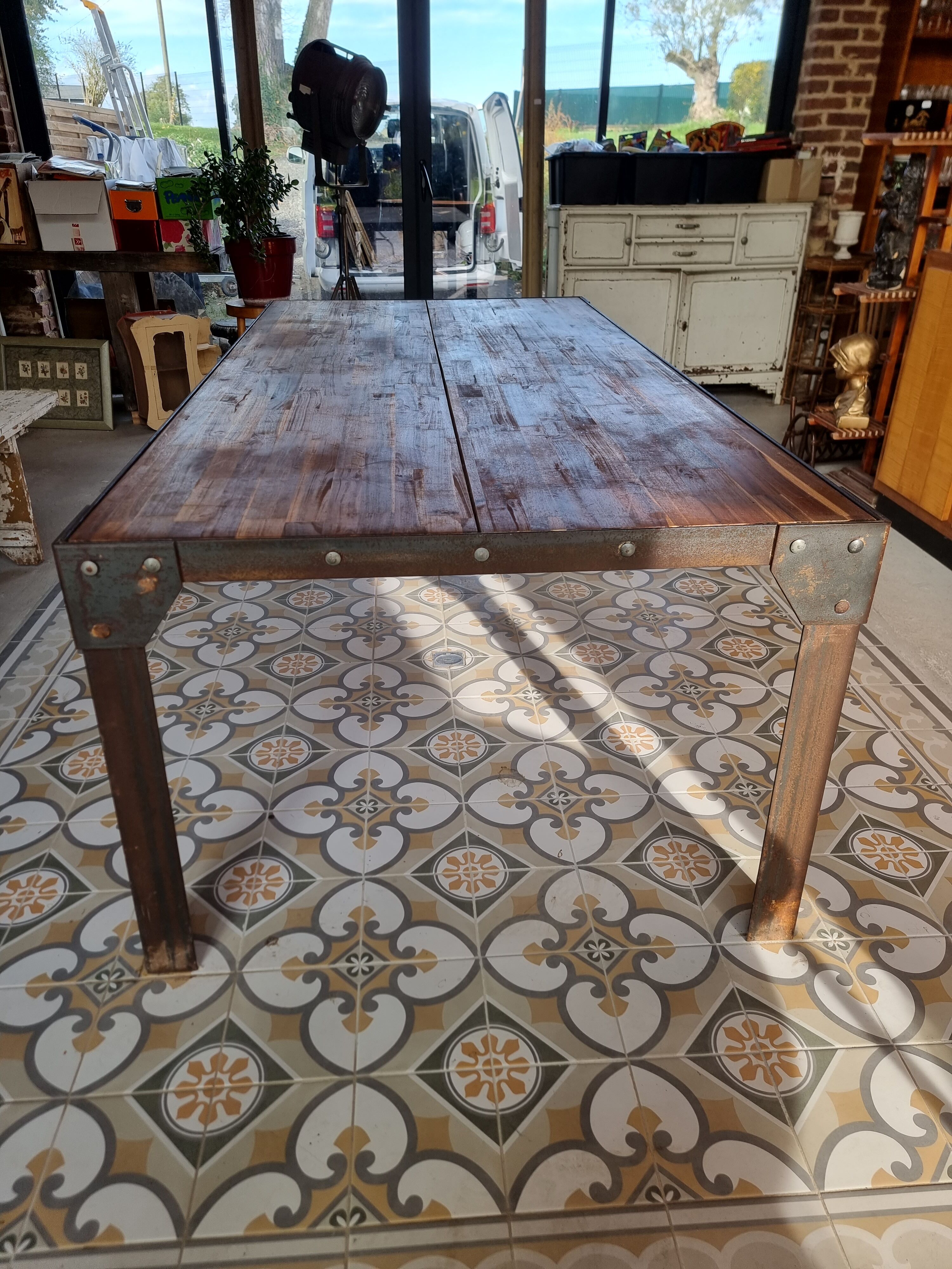 Industrial table