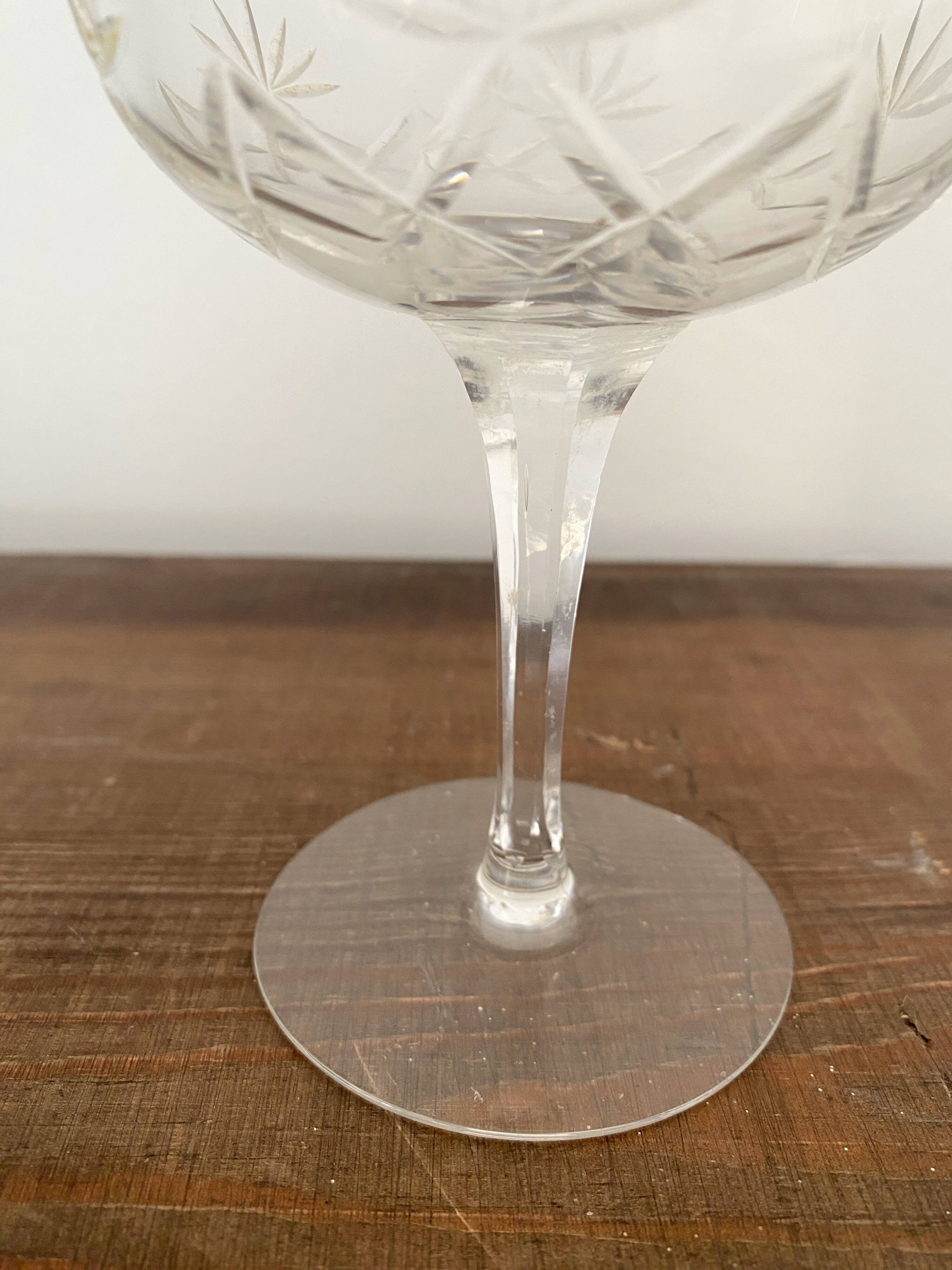 Coupes de champagne en cristal ciselé vintage 9 pièces