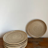 7 dessert plates in stoneware