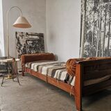 Mru bed René Gabriel, reconstruction