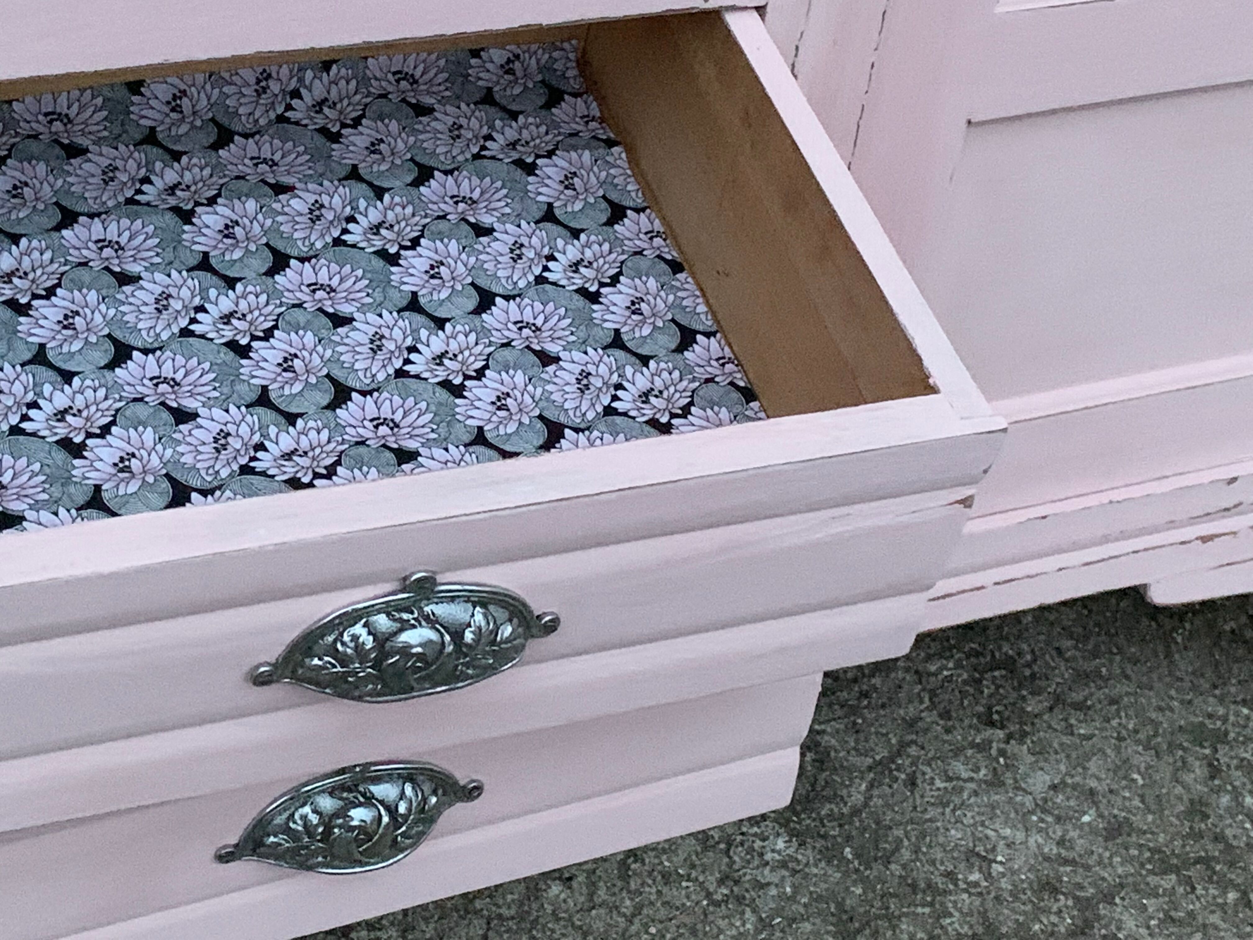 Parisian hotel wardrobe 1930