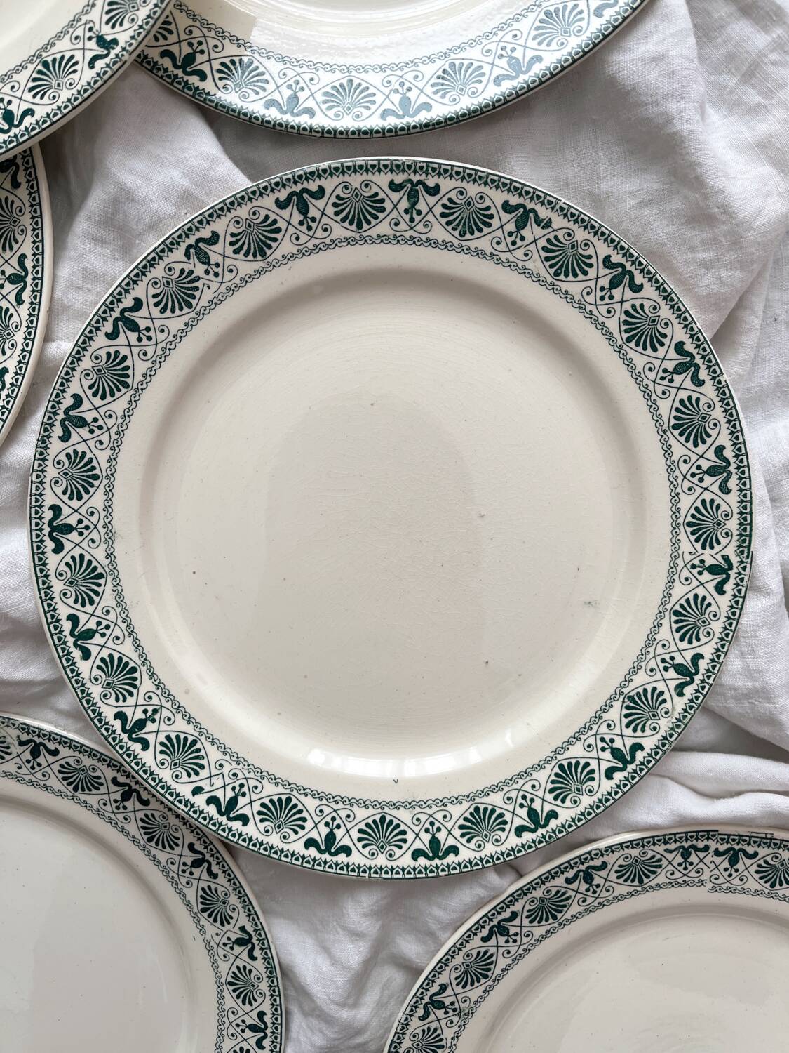 6 ironstone dessert plates “Palmettes” Boch Freres La Louvière